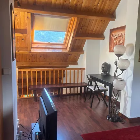 Duplex 80 M2 Con Vistas A La Montana Apartment *